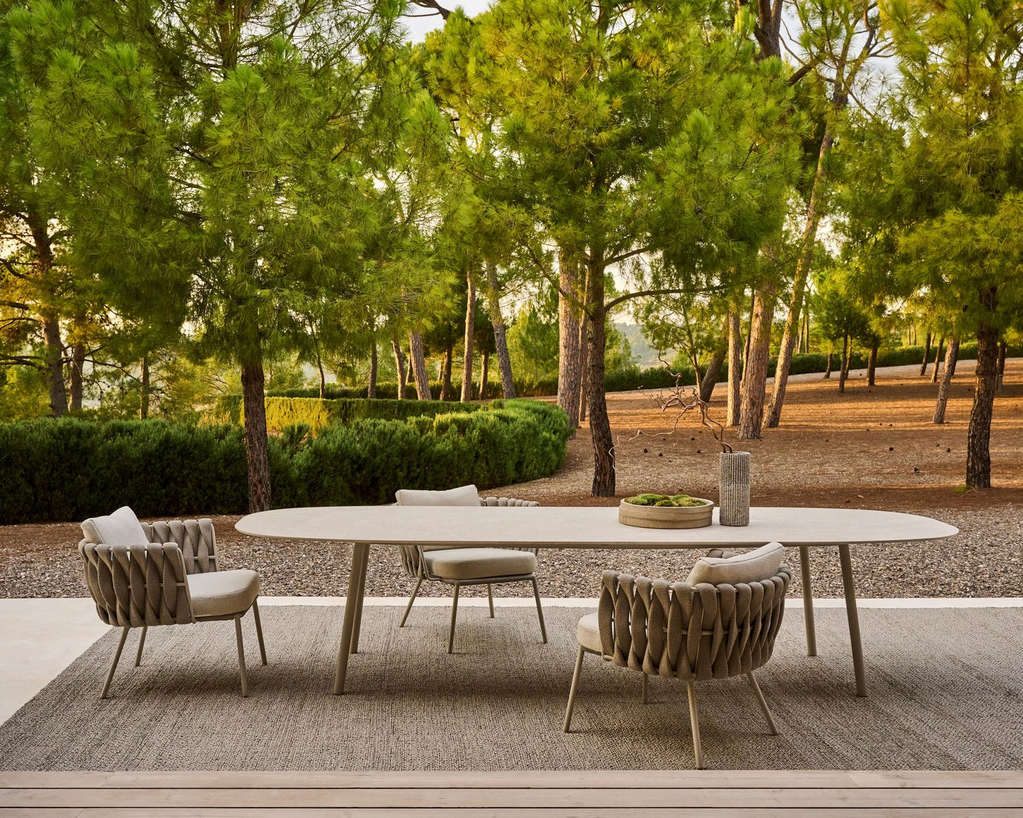 Outdoor Dining Seating