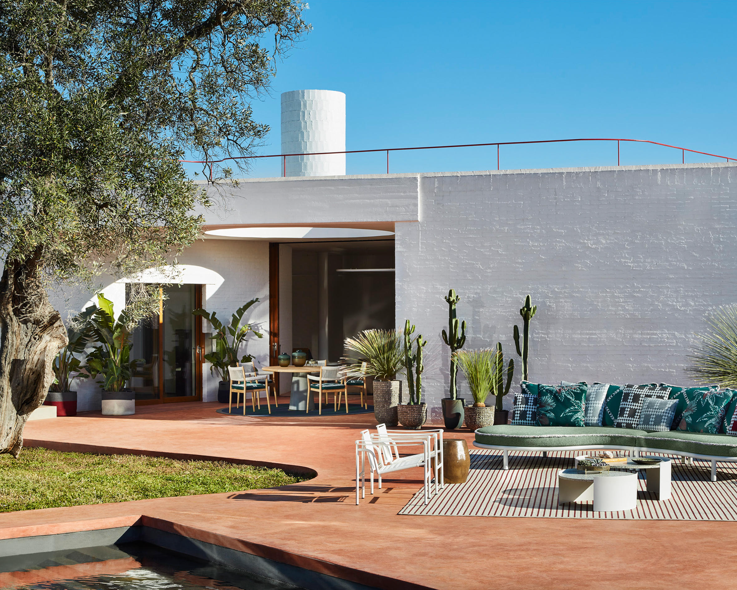 Outdoor Sectional Sofa