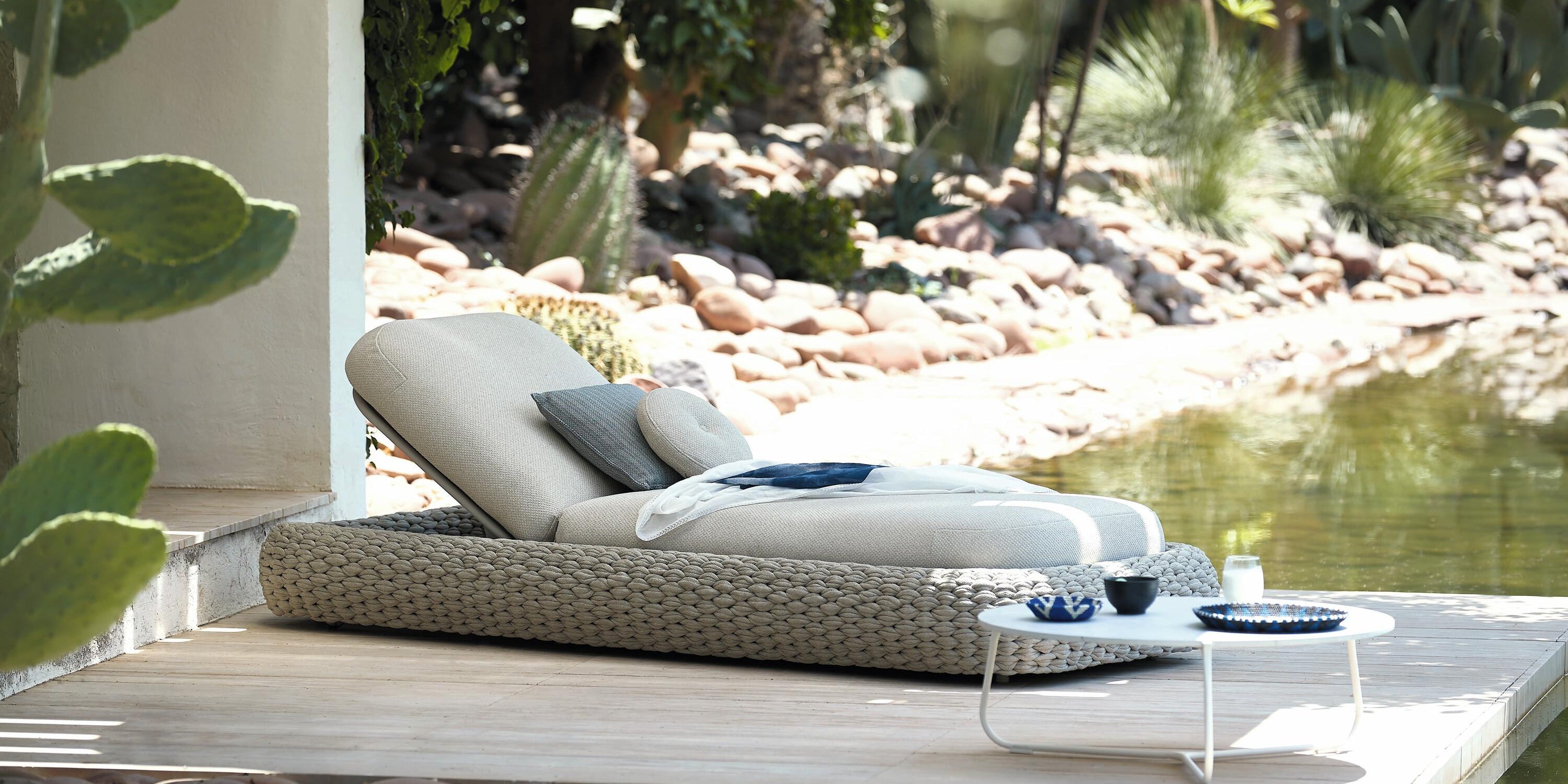 Outdoor beds