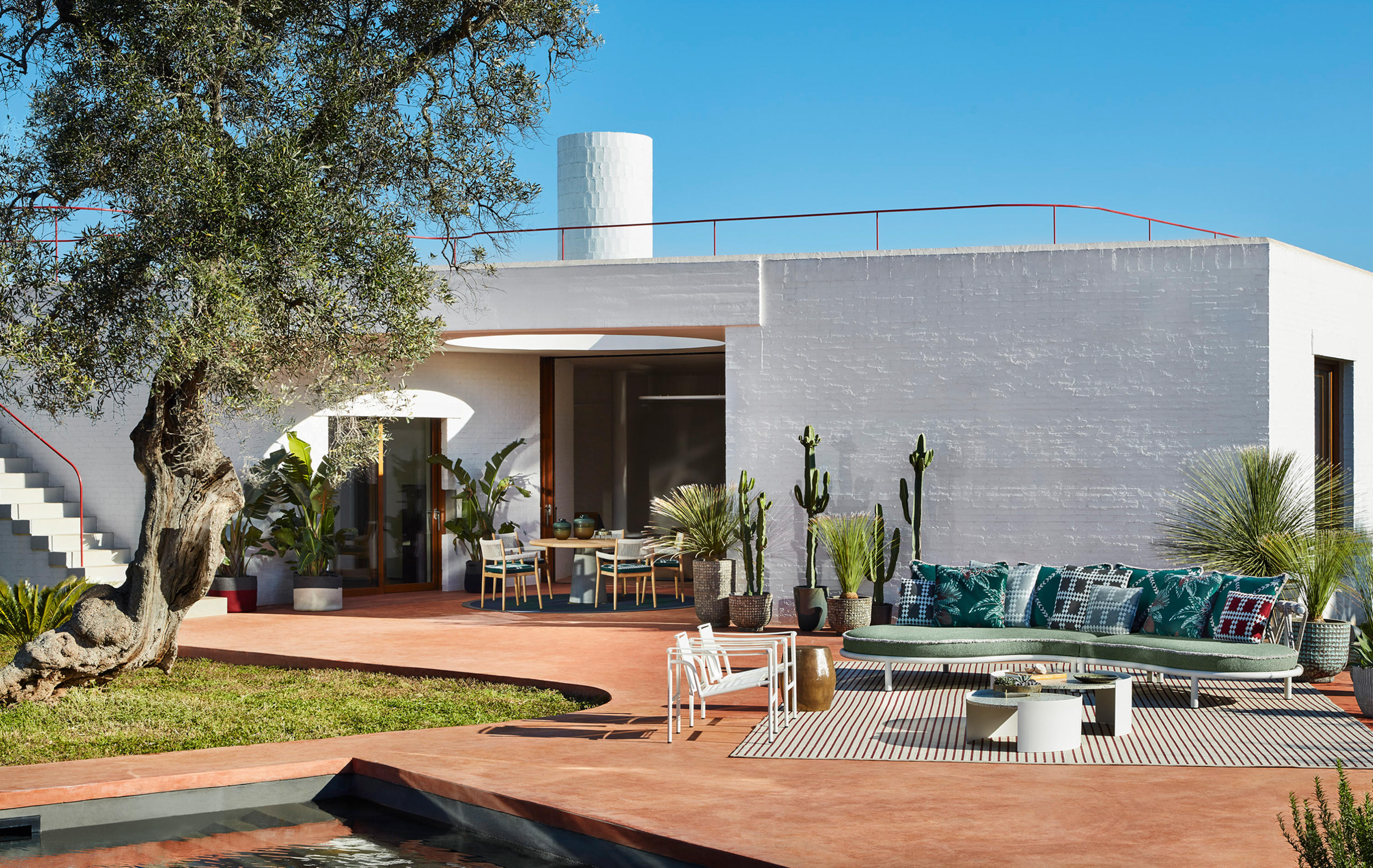 Outdoor Sectional Sofa