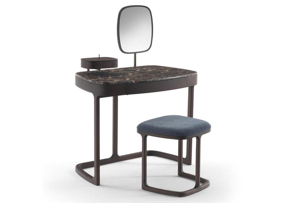 Dresser Tables & Chest Drawers Tables