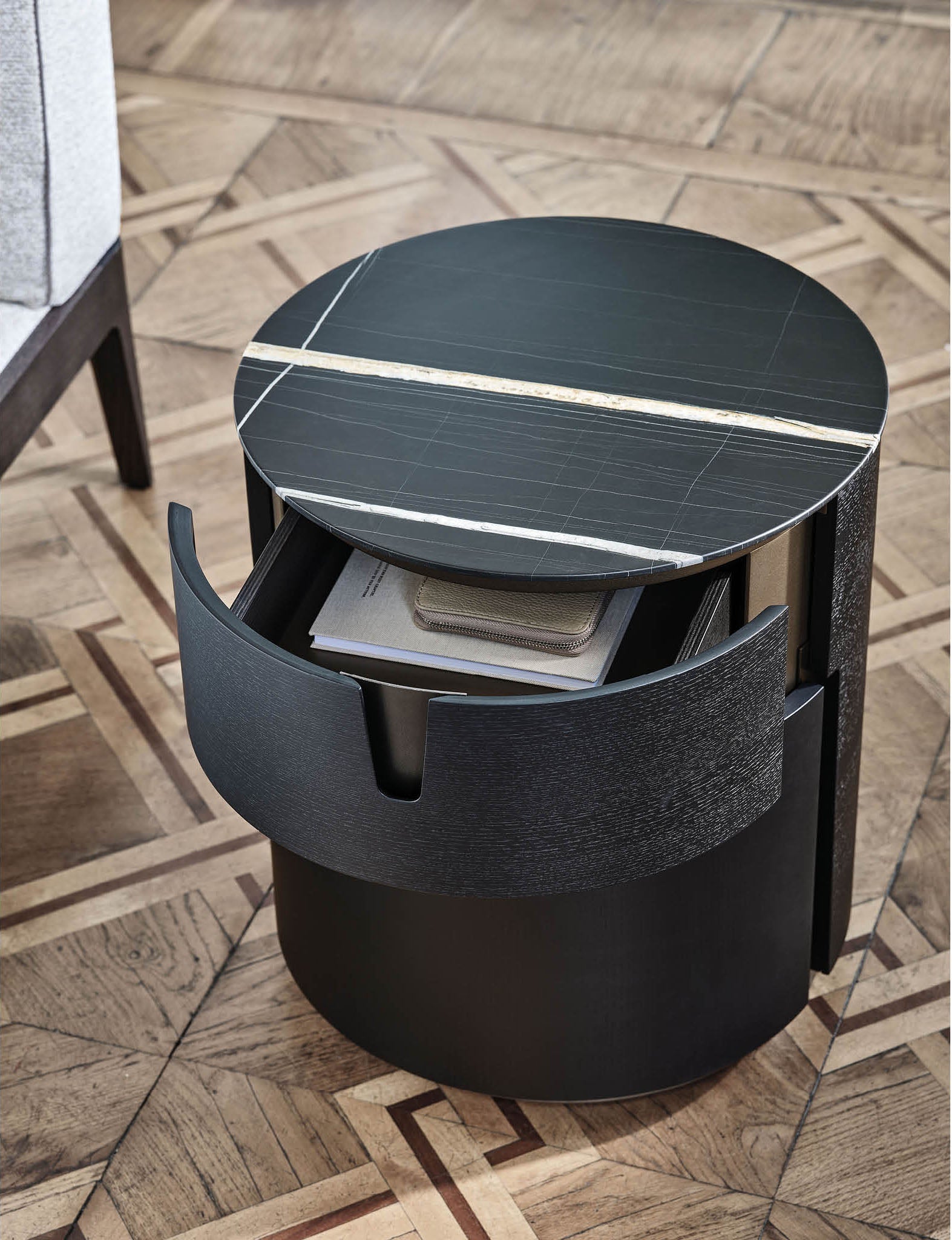 Tylsa nightstand