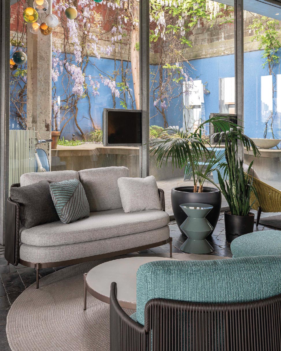 Minotti Tape Cord Sofa (2 Seater) outdoor
