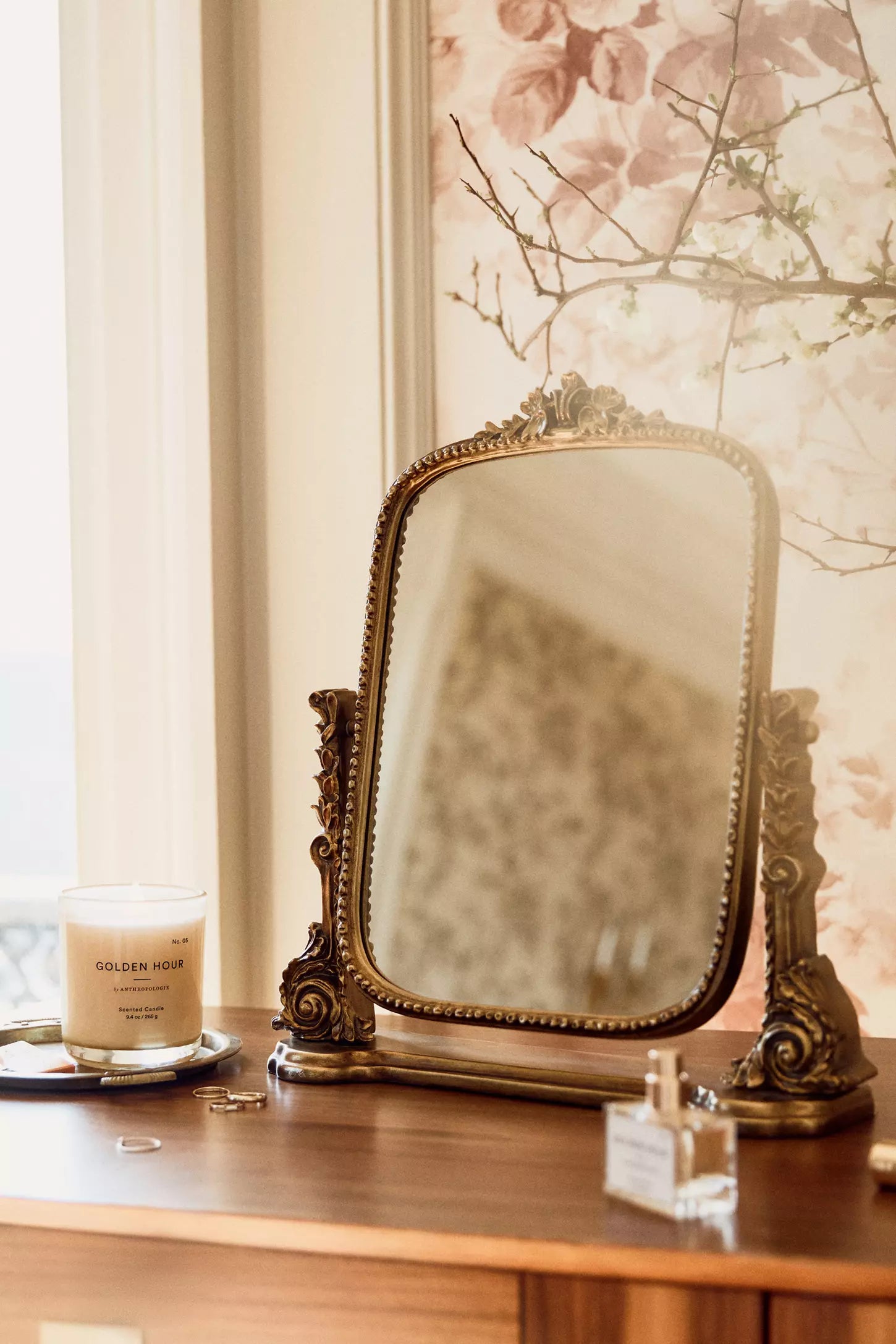 Primrose vanity mirror