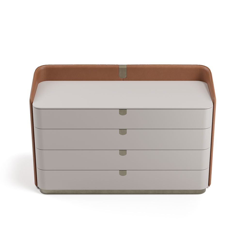 Deluxe Suite Chest Drawer