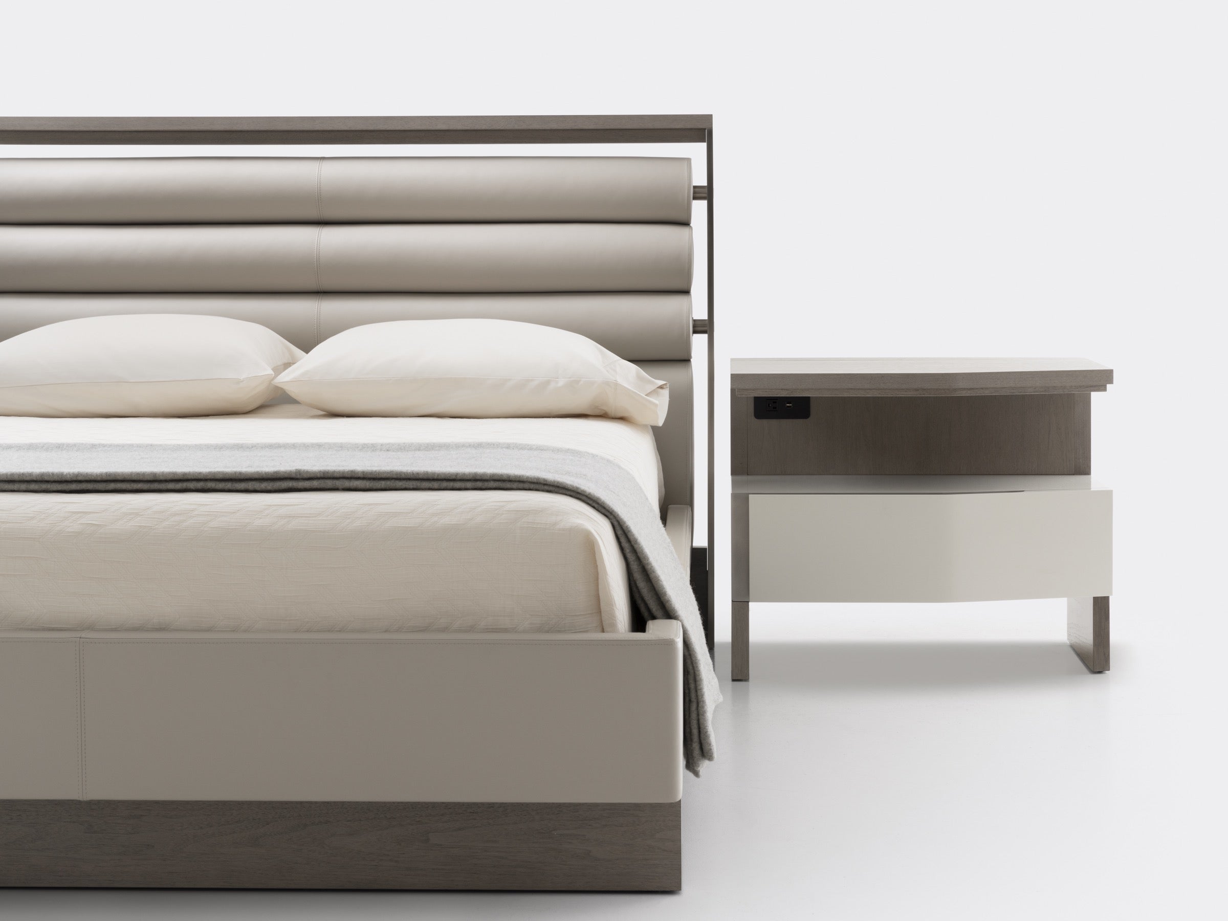 The Eon Wing Bed