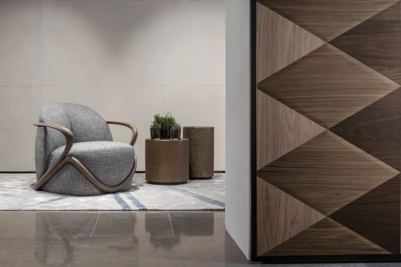 Hug Armchair