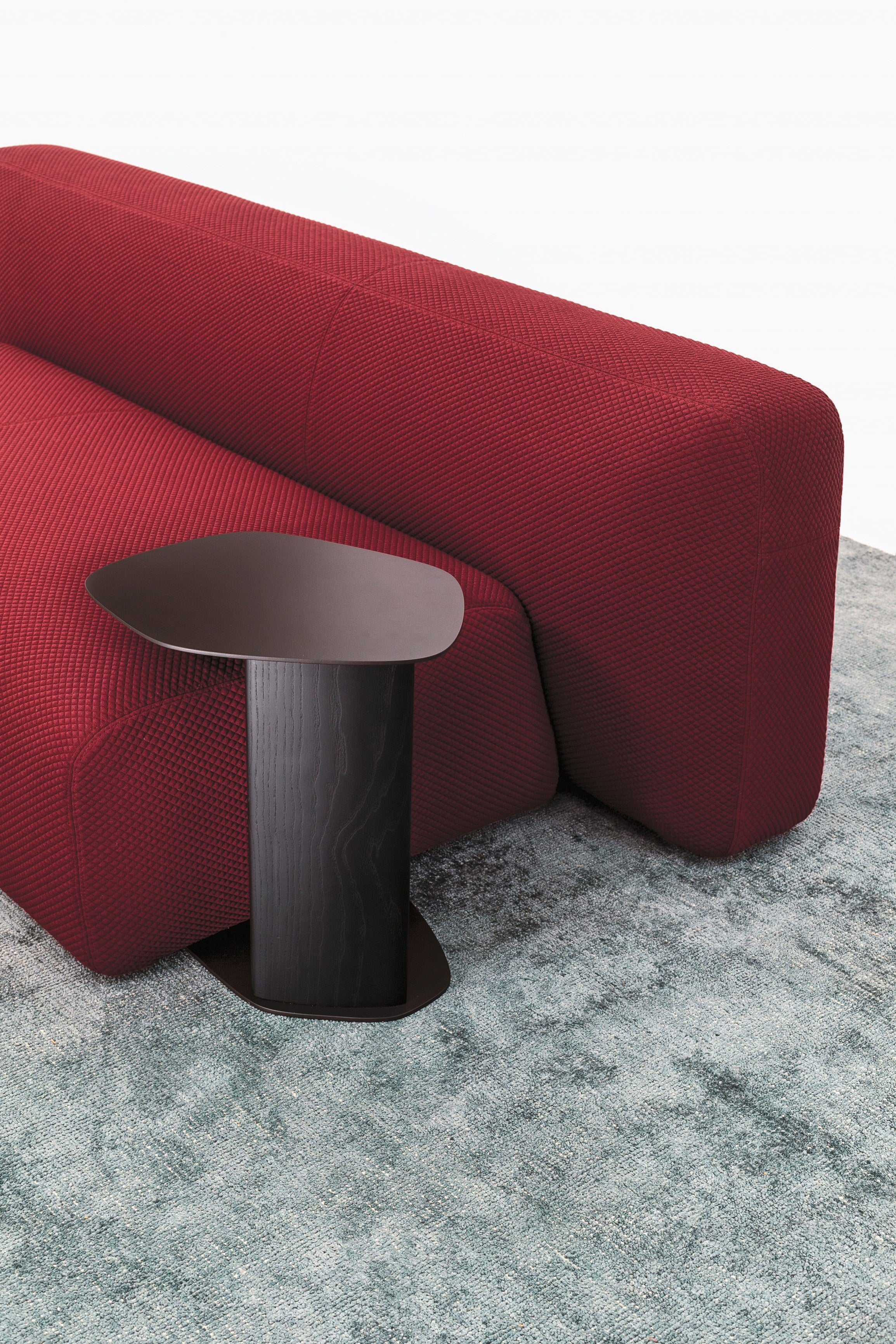 KEISHO Steel and wood side table