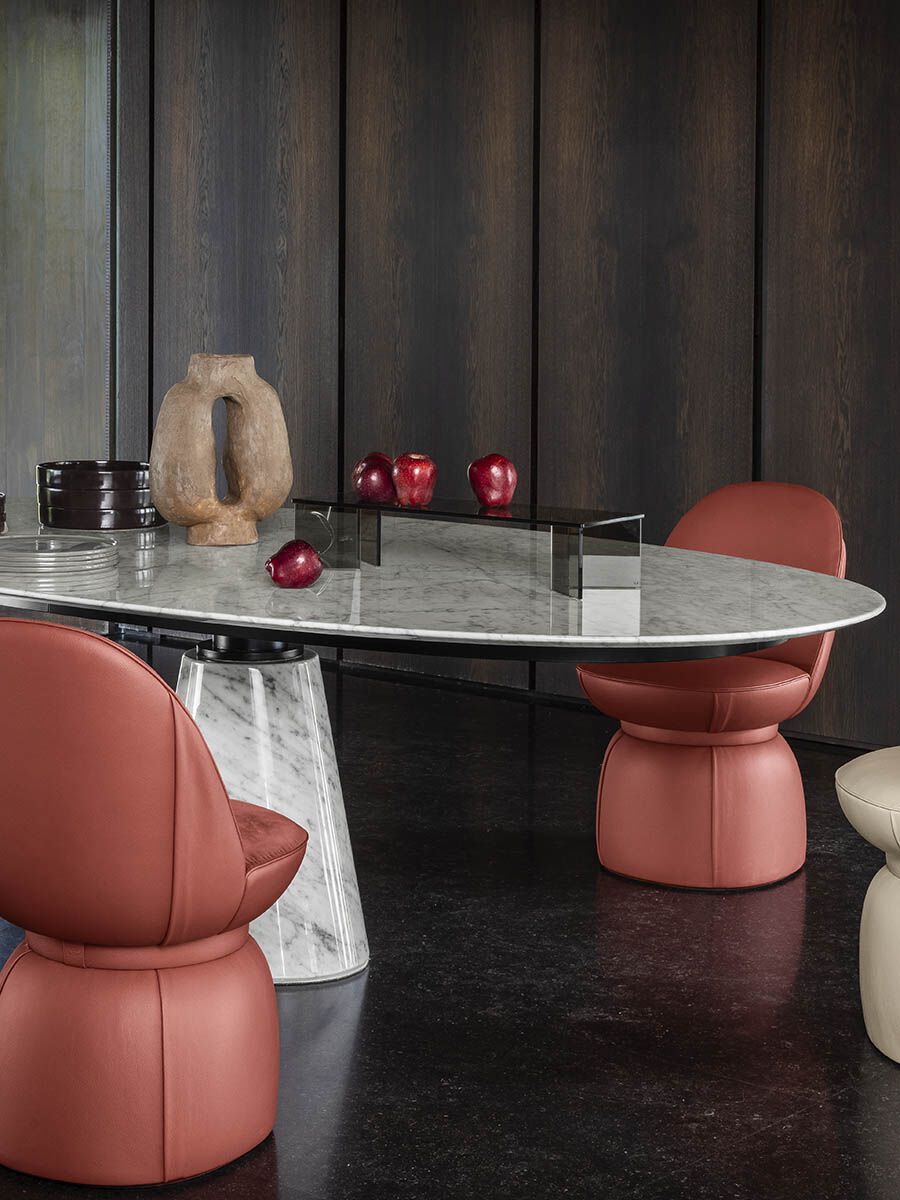 Mesa Ellipse Oval marble table