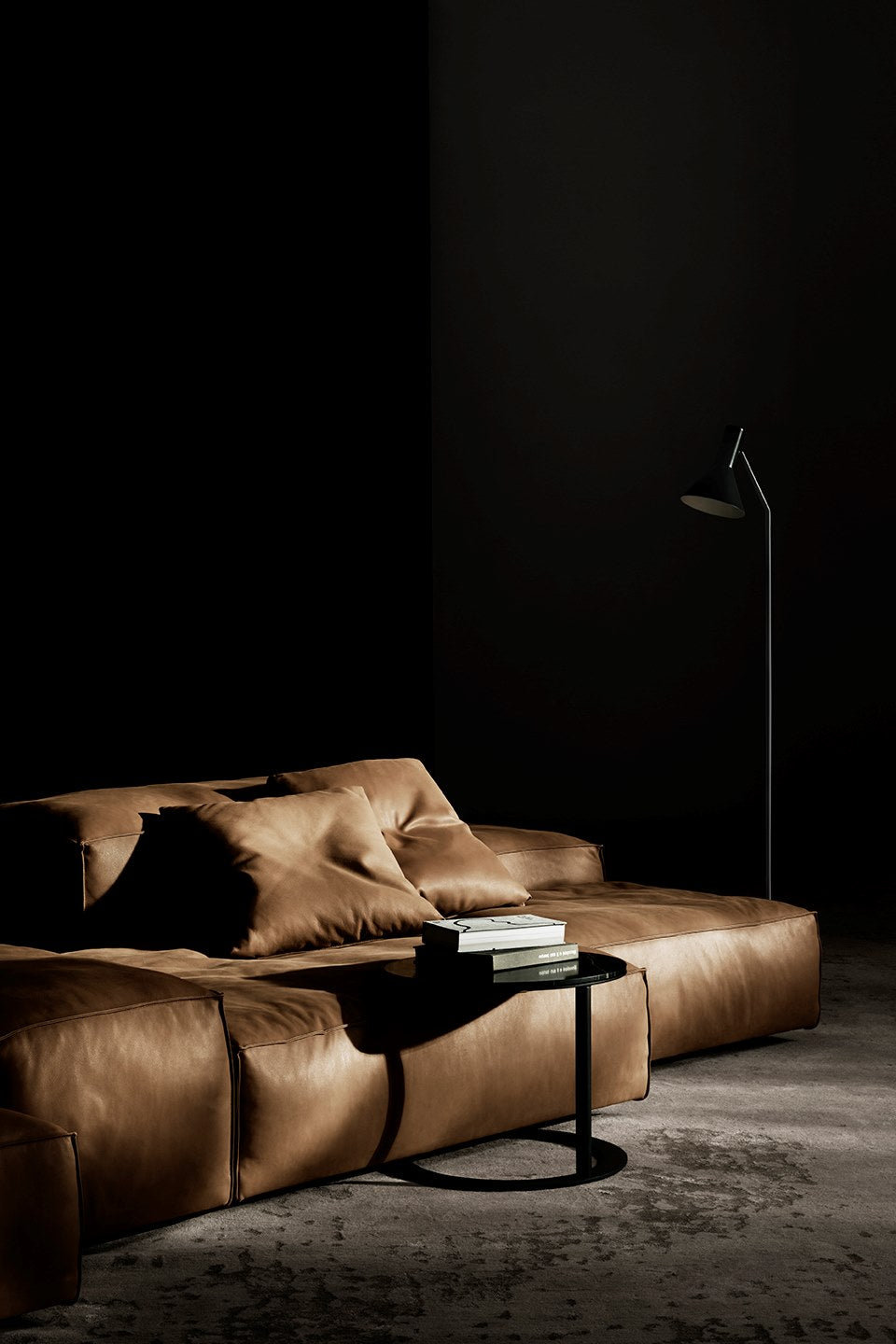TETHYS Round side table