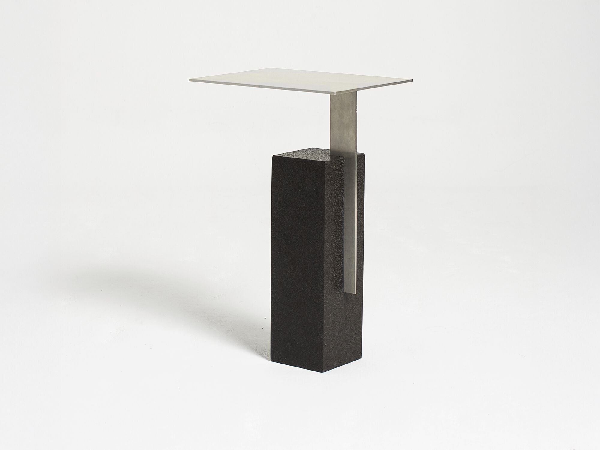MONO Side table with travertine base and metal top