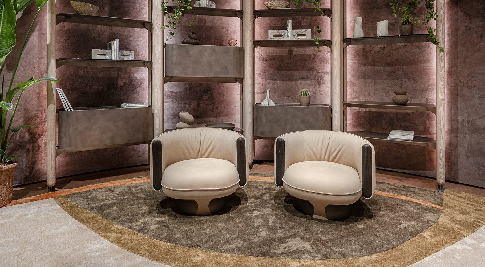 SUSPENCE Swivel armchair with armrests