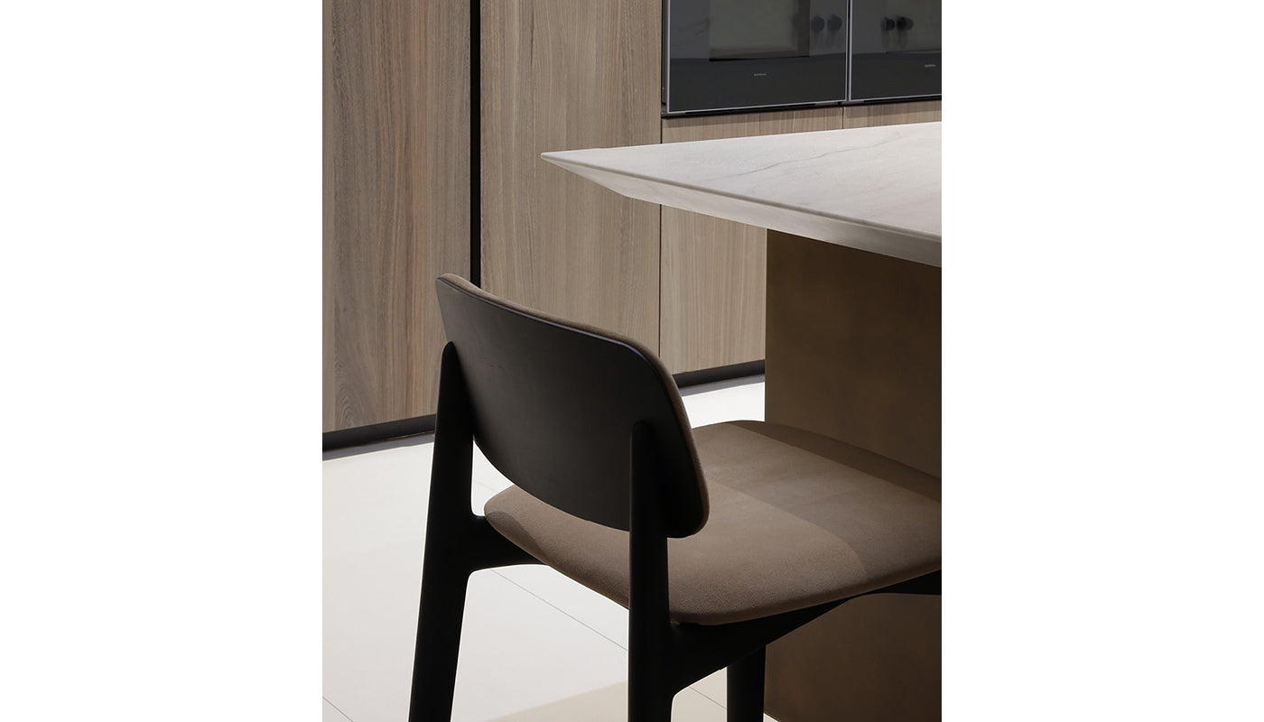 Curve High stool