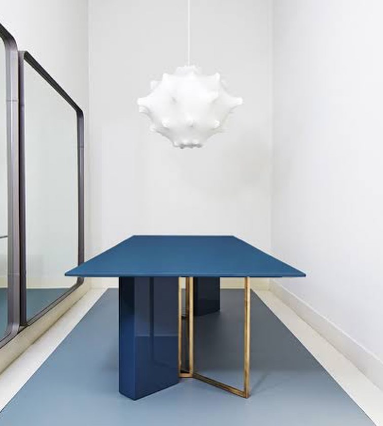 Plinto Brass Dining Table