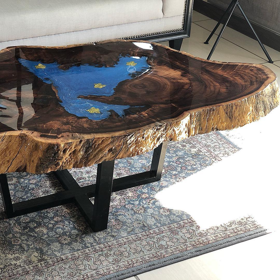 Tamarind live edge & Ultra Marine blue epoxy Coffee table