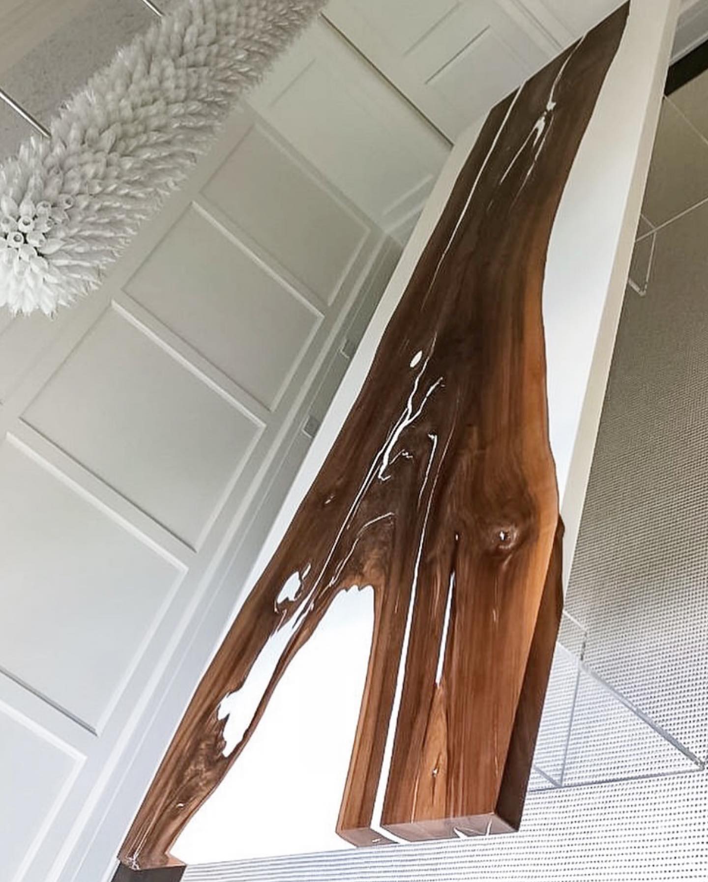Ivory Epoxy Resin Live Edge Plexiglass Dining Table