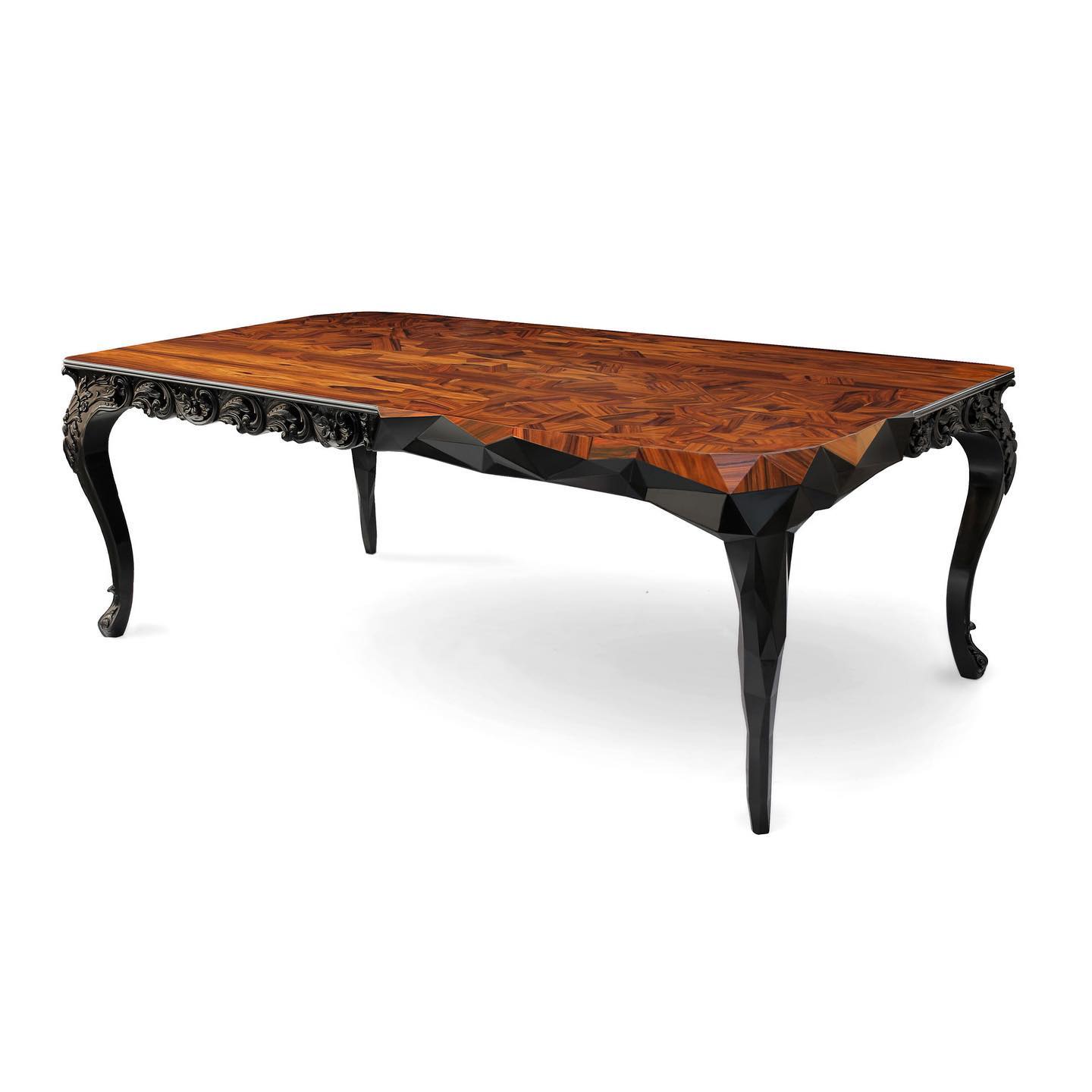 Royal Mid-century Victorian Dining Table