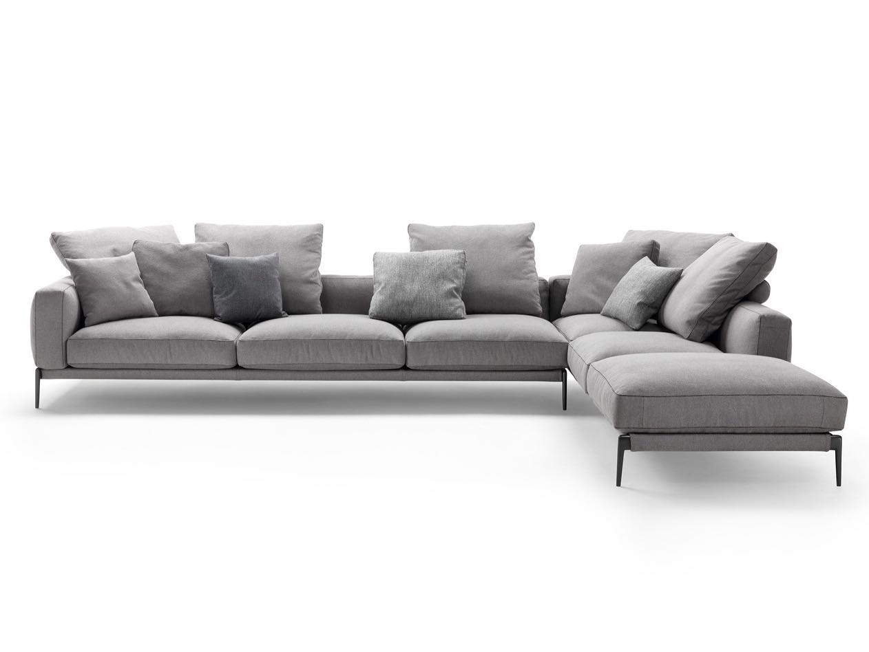 Romeo Sectional Sofa